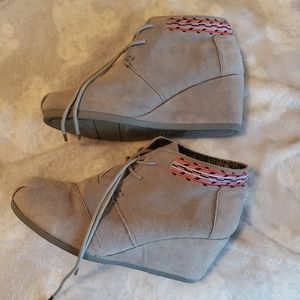 Toms Gray Wedge Bootie